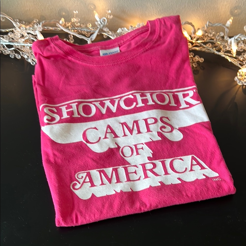 Showchoir Camps of America Pink T-Shirt by Gildan Size Small